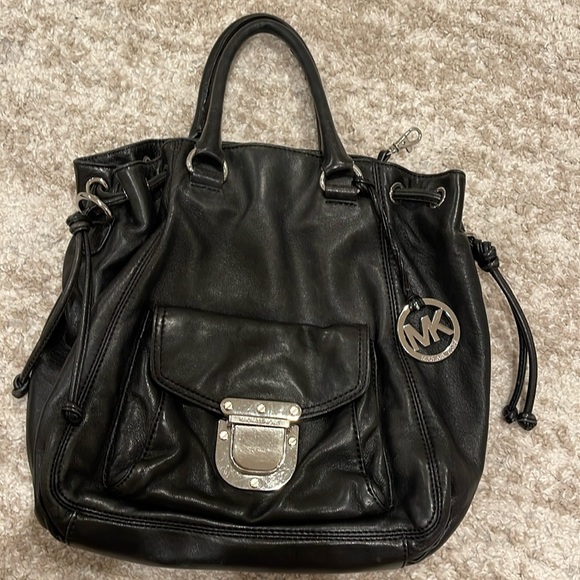 MICHAEL MICHAEL KORS
Leather Shoulder Bag - Picture 3 of 6